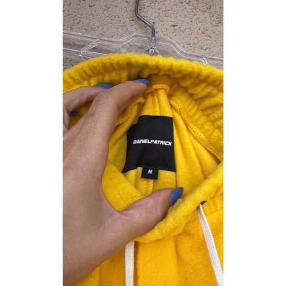 Daniel Patrick Mens Size Medium Pants Yellow New Designer! - Picture 3 of 5